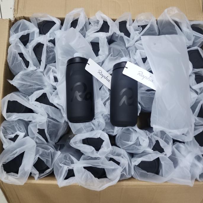 Gambar MURAH Bidon botol minum Rapha 620ml 21oz new edision box Cycling bottle - hitam non kotak dari GearUp Shop undefined Tokopedia