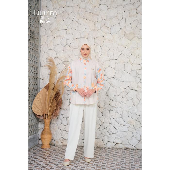 Gambar MYLADY HIJAB LUNARA SHIRT - BUTTER, S dari MyladyHijab undefined Tokopedia