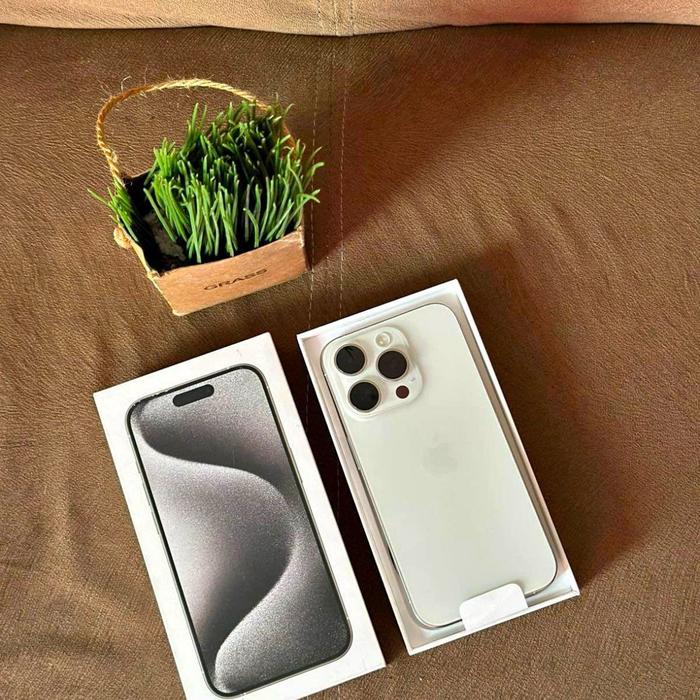 Gambar HANDPHONE SECOND GRESS IPHONE 15 PRO MAX 256 IBOX dari ALLAYERSSS undefined Tokopedia