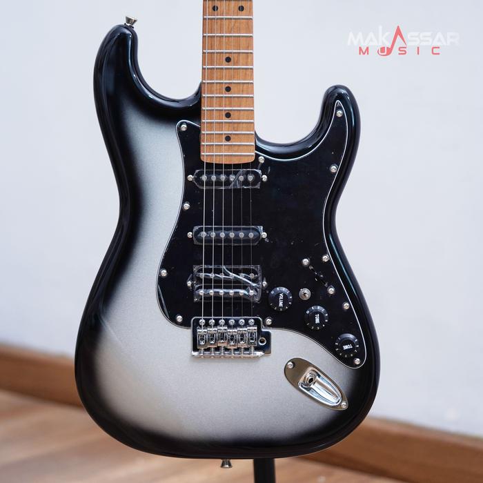 Gambar SQOE SEST610 HSS Strat Electric Guitar with roasted maple neck - silverburst dari Makassar Music undefined Tokopedia