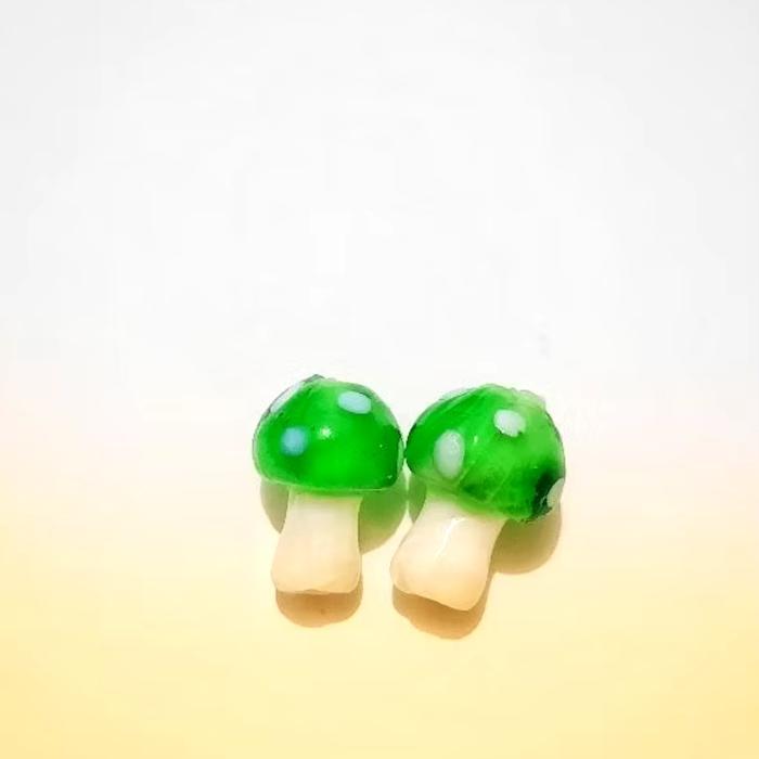 Gambar Manik Manik Kaca Bentuk Jamur Lampwork Murah Mushrooms Beads Handmade - Putih, 10mm*12mm dari Falf store undefined 5 Tokopedia