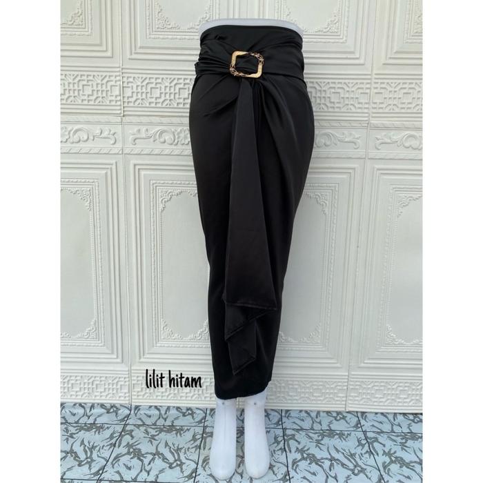 Gambar Rok Lilit Satin Polos Wrap Skirt / Rok Premium Satin Velvet - Hitam dari Matahari Fashion Store undefined Tokopedia