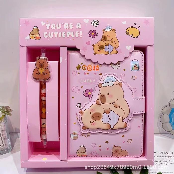 Gambar SANRIO KUROMI NOTEBOOK FULLSET 6 IN 1 GIFT BOX / DIARY GIFT BOX KUROMI & MELODY / SANRIO DIARY SET - CAPYBARAPINK dari Willbebetter23 undefined Tokopedia