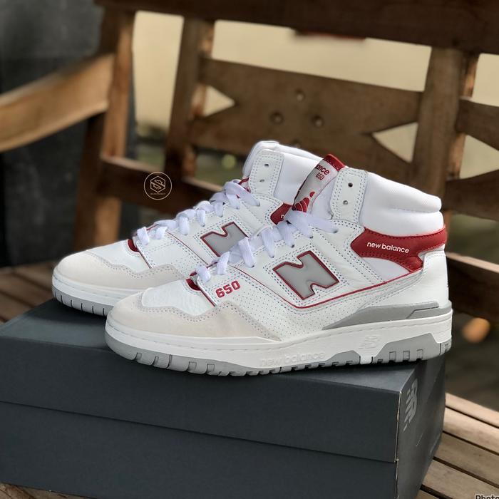 Promo New Balance Basketball Classic 650 Mid Leather White Black Grey Red  Original WHITE/GREY/RED, 44 di Segenproject Tokopedia - Main Image