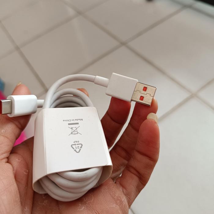 Gambar kabel data xiaomi 67 watt 90 watt 120 watt original asli copotan bawaan Handphone dari okeee sho undefined Tokopedia
