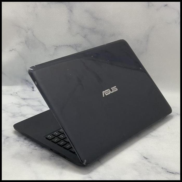 Jual PROMO- Asus E402WA AMD E2-6110 AMD Radeon R2 Ram 4GB HDD