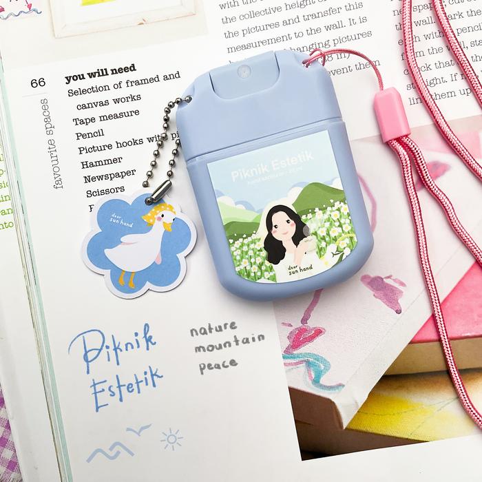 Gambar Slow Living Series | Fragrance Sanitizer - Travel Size - Piknik Estetik dari Dear Sun Hand undefined Tokopedia