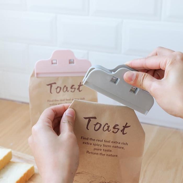 Gambar Food Clip Set - Jepitan Bungkus Makanan / Klip Snack Food Sealer - Abu - 1 pcs dari Supermall Nusantara undefined Tokopedia