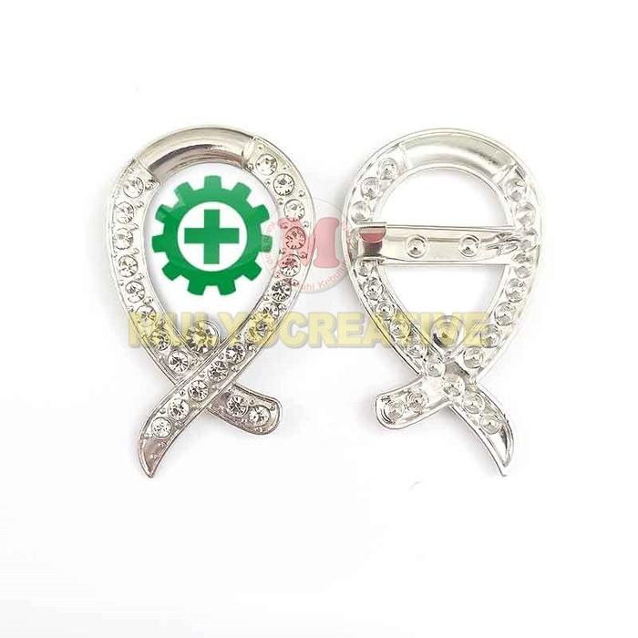 Gambar Pin K3 Pin Bros Logo K3 Model Premium - Pita Silver, Magnet dari Mulyocreative co id undefined Tokopedia