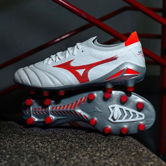Gambar SEPATU BOLA MIZUNO MORELIA NEO 4 BETA ELITE ORIGINAL BNIB dari Bruno-store88 undefined Tokopedia