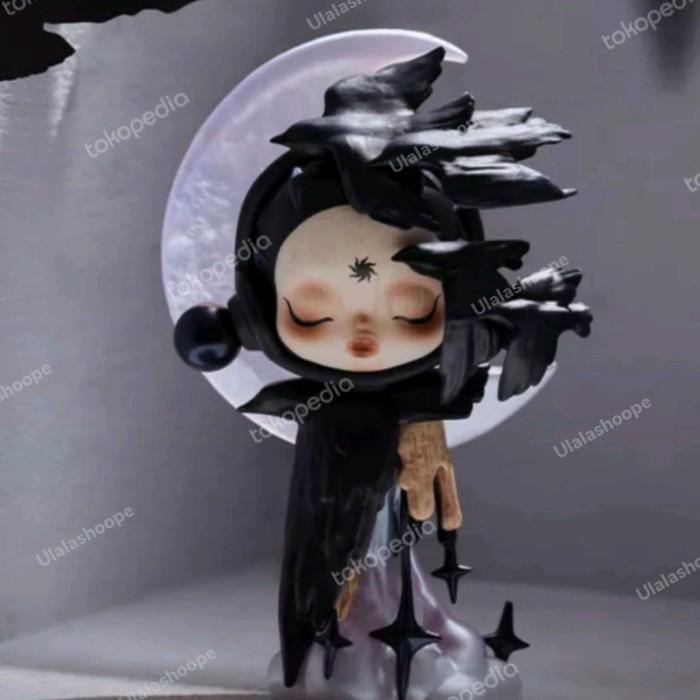 Gambar Pop Mart Skullpanda Image Of Reality Series -  Secret - Onlooker dari Ulalashoope undefined Tokopedia