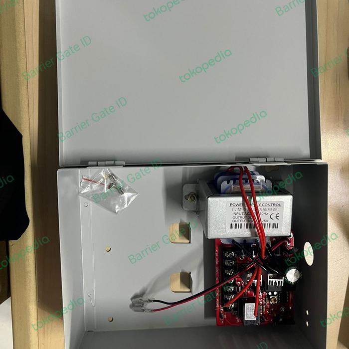 Gambar Power Supply Box Access Control 12V  5A + space Baterai Aki Backup - PSU BOX ONLY dari Barrier Gate ID undefined Tokopedia