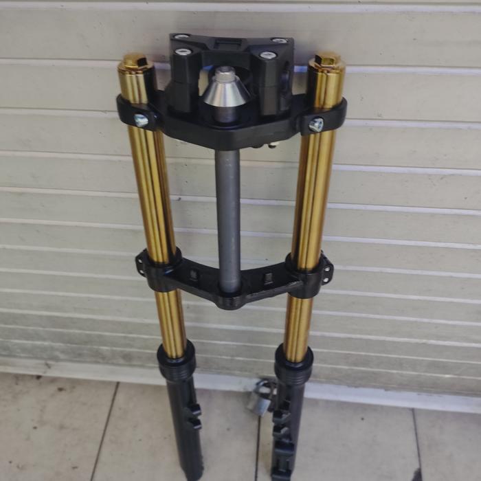 Gambar Shock Depan Assy Ninja RR As Gold PNP Motor CB GL MP Tiger - Hitam as gold dari JAGUAR MOTOR undefined Tokopedia