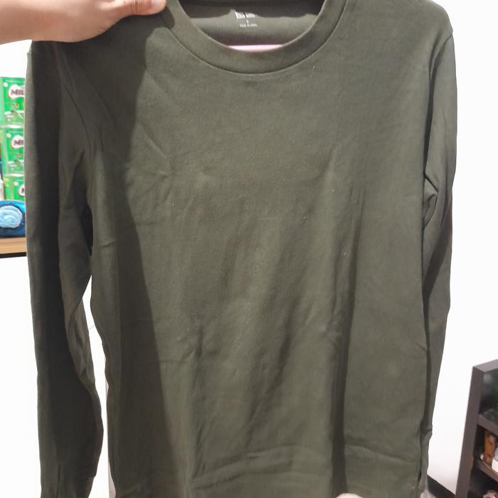 Gambar Kaos lengan panjang Uniglo hijau S dari Wisem Collection undefined Tokopedia