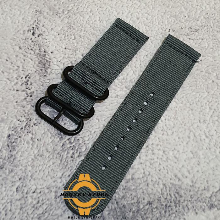 Gambar Strap Tali Jam 18mm 20mm 22mm 24mm Universal Canvas Nylon Strap Nato - Abu-abu, 22 dari HoQiku Store undefined Tokopedia