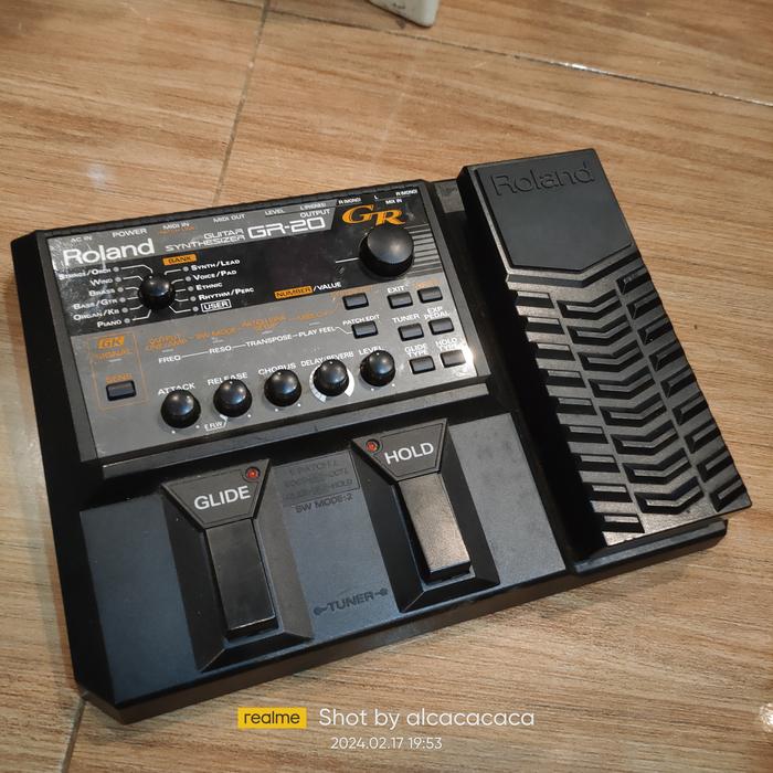Roland GR-20 ギターシンセサイザー Roland GR-20 ギターシンセサイザー