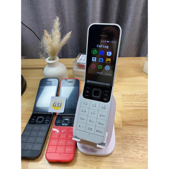 Gambar Nokia Lipat 2720 Handphone Nokia Flip 2720 Hp Nokia 2720 Lipat Kamera - Putih dari Grandstoreid1 undefined Tokopedia