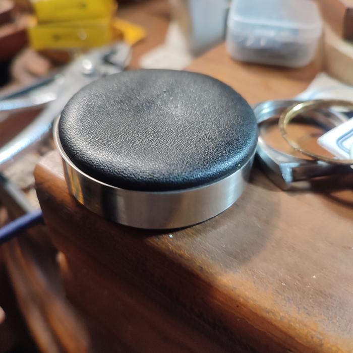 Gambar SPOFB Watch Service Cushion for Watchmaker / Cushion Jam Tangan Servis dari V8 Toys &amp; Hobbies undefined Tokopedia