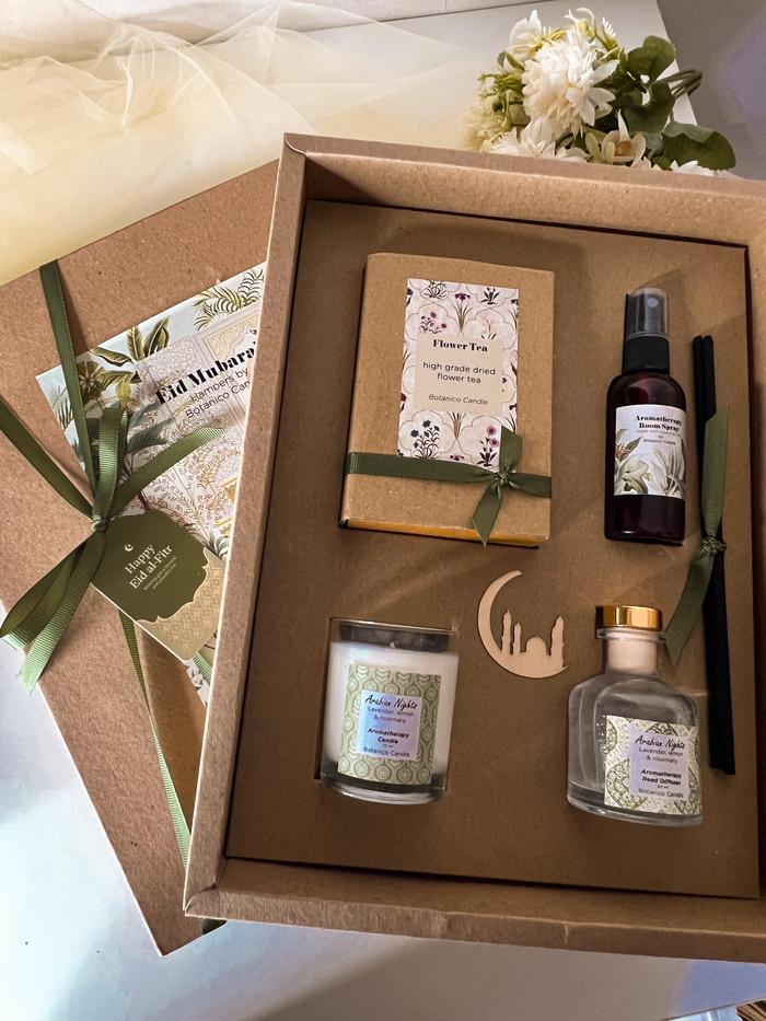Gambar Hampers Lebaran / Eid Hampers lilin aromaterapi - scented candle - BOX B, Arabian Nights dari Botanico candle undefined Tokopedia