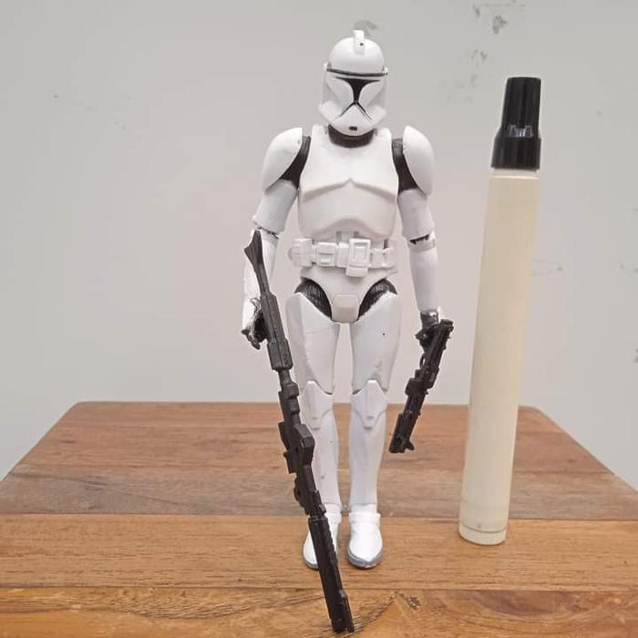 Gambar mainan action figure star wars black series white clone trooper loose dari Van Marvel Toys undefined Tokopedia
