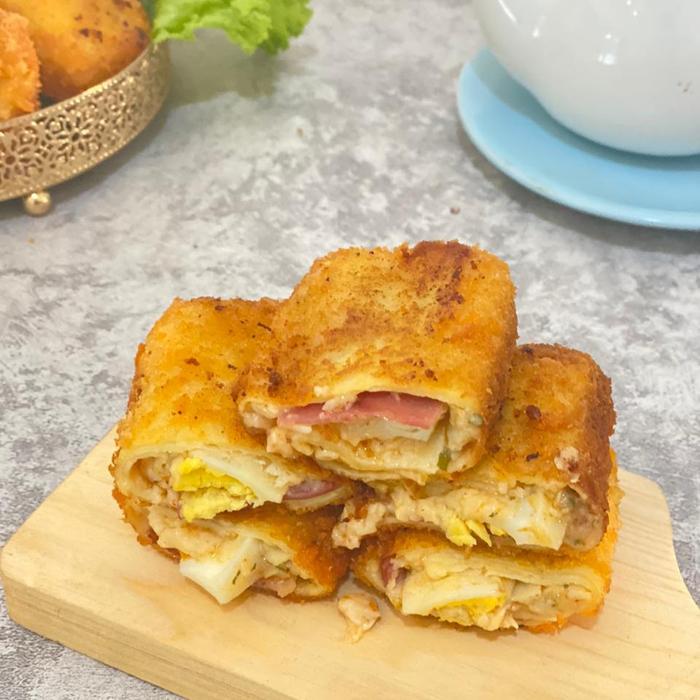 Gambar FROZEN RISOLES SMOKEDBEEF PEDAS MAYO ISI 8 PERPACK dari Middle East Kitchen undefined Tokopedia