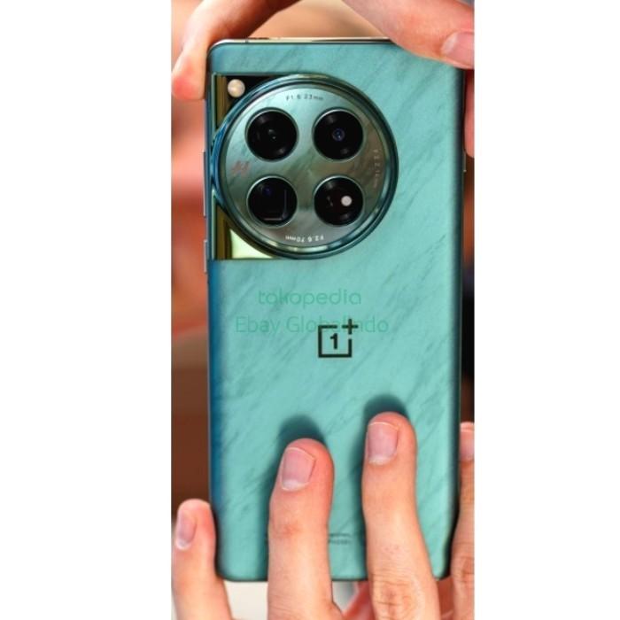 Gambar OnePlus 12 (5G) (Hasselblad Camera) (Snapdragon 8 Gen 3) (Flagship Smartphone) (Terjamin Baru Segel Box) - Green, (24/1TB) dari eBay Store Globalindo undefined Tokopedia