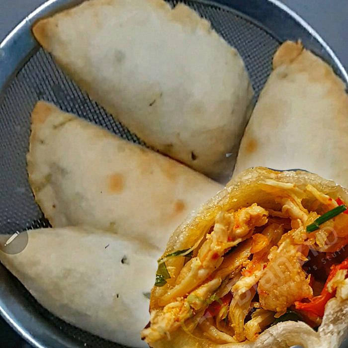 Gambar Cireng Isi Ayam Mercon Pedas Cadas Mantul Premium Berkualitas - Pedas Mercon dari Plen Cook undefined Tokopedia