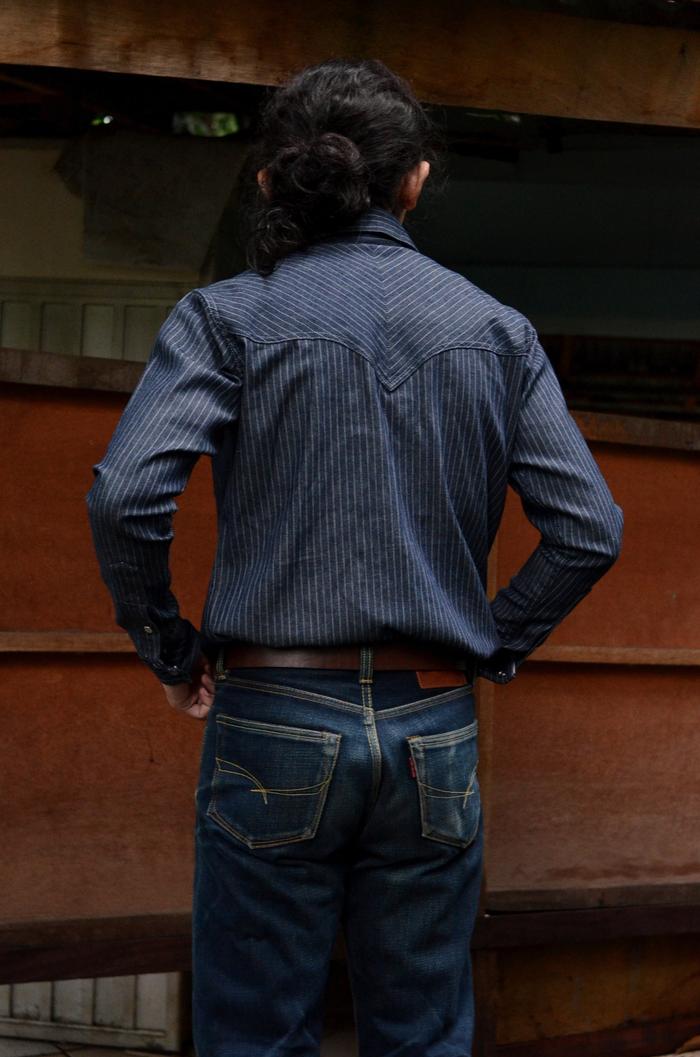 Gambar WHS 11 - 7oz Indigo Wabash Western Shirt - XS dari The Worker Shield & Co. undefined Tokopedia