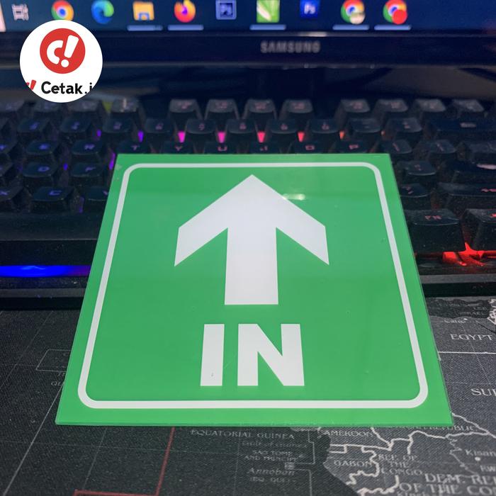 Gambar Sign Akrilik tanda IN (hijau) Out (Merah) - IN (Hijau), 10cm x 10cm dari Safety Zone_NEW undefined Tokopedia