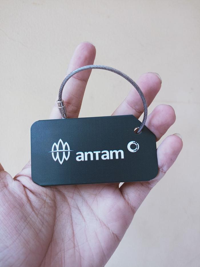 Gambar Name Tag Koper Custom / Nametag Koper Tas / Luggage Tag Aluminium - Polos dari Sakou undefined Tokopedia