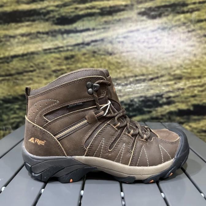 Gambar Sepatu Gunung Trekking Casanova Shoes - Arei Outdoor Gear Cantik.Paula - 40 dari paula_store1 undefined Tokopedia