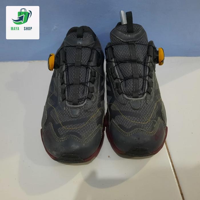 Gambar SEPATU GUNUNG HIKING The Red Face Original Second Contra Tex X2O pro dari Mayashop_id undefined Tokopedia