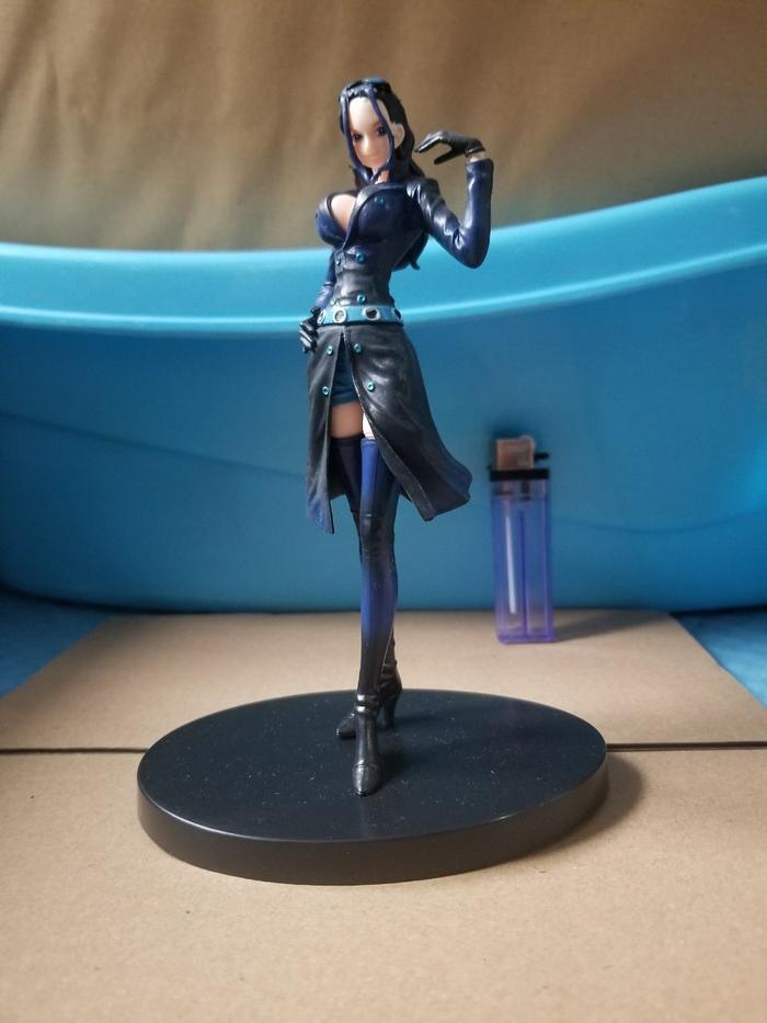 Gambar Action Figure Nico Robin Black Suit One Piece dari Febri Tokugawa undefined Tokopedia