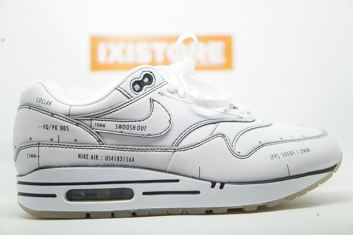 air max sketch to shelf white