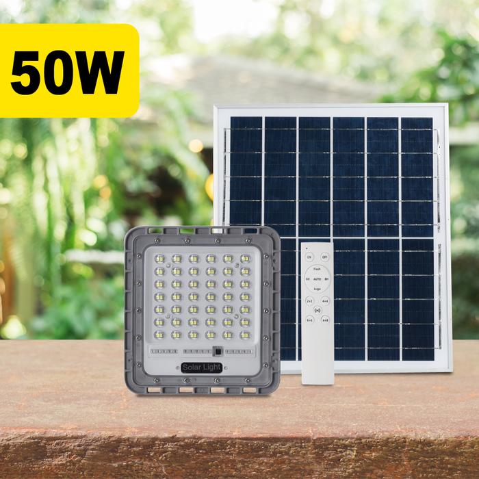 Gambar Lampu LED Solar Cell / Lampu Sorot LED Tenaga Surya Floodlight Outdoor - 50 Watt dari Lampu Bagus undefined Tokopedia