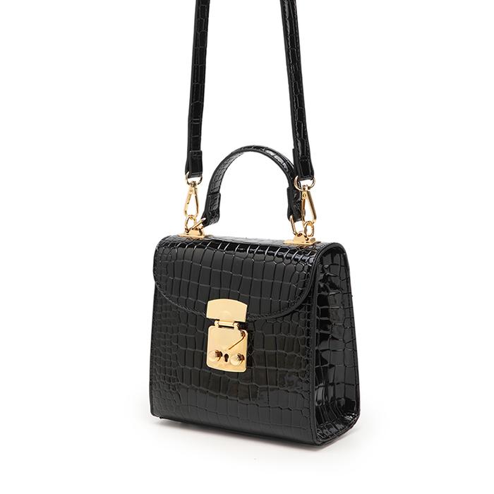 Gambar CEKA Sling Bag Tas Wanita Tas Selempang Cewek Kekinian - Vinay Lady Bag - Black, Dustbag dari CEKA undefined Tokopedia