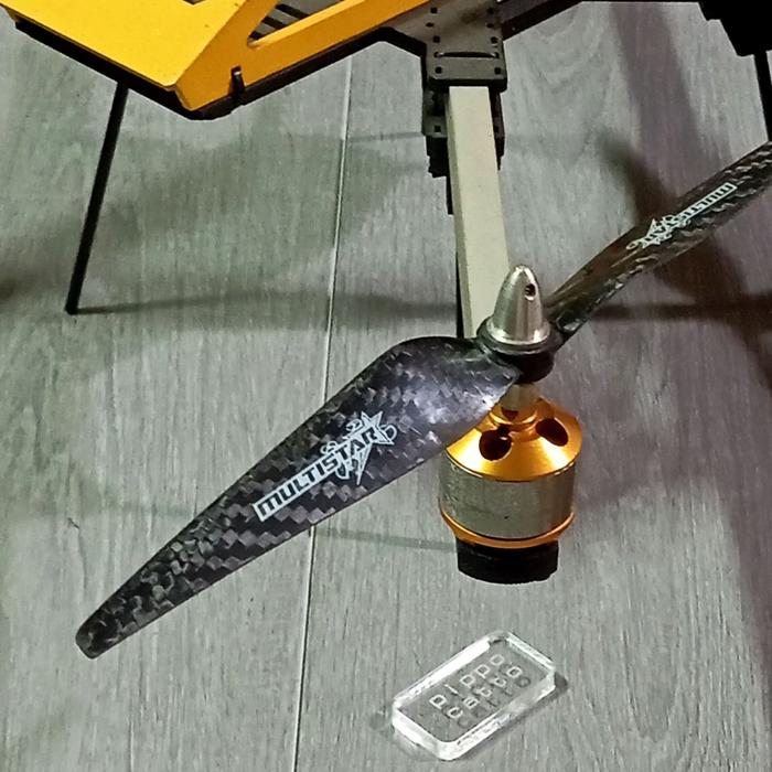 Gambar Propeller 9" Multistar Carbon Fiber 9050 9x5 (1 pair) Drone / Airplane dari Pippocatto undefined Tokopedia