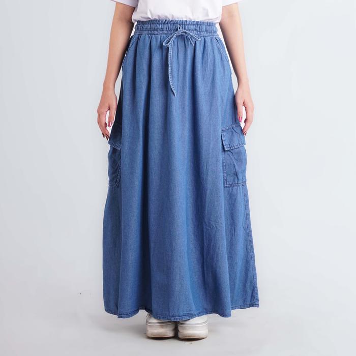 Gambar Rok Cargo Jeans Wanita Pinggang Karet Fit XXL Dian Skirt - DLINE Denim Panjang Maxi Pendek Casual rok  jeans rok rok  jumbo - Biru Muda, All Size dari DLINE OS undefined Tokopedia