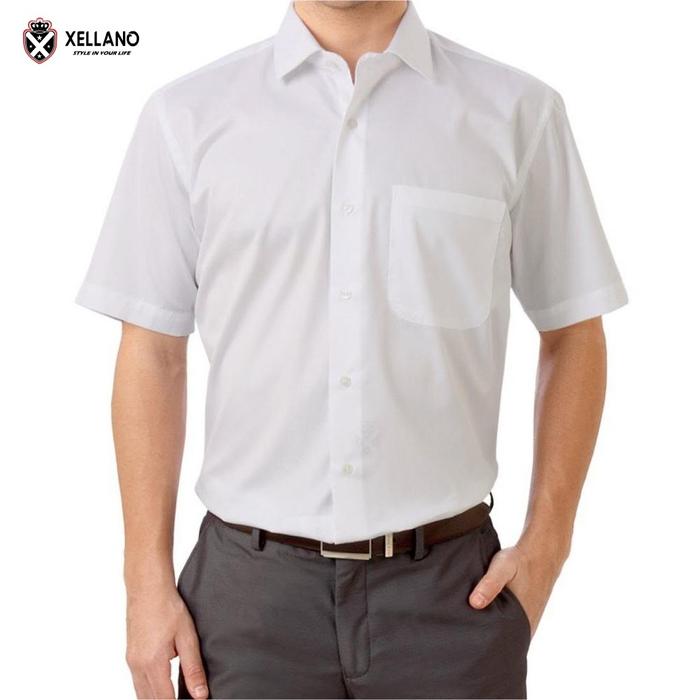Gambar Kemeja Formal Kerja Pria Bahan Sunwas Lengan Pendek Warna Putih Polos Basic Fit - Putih, M dari XELLANO undefined Tokopedia