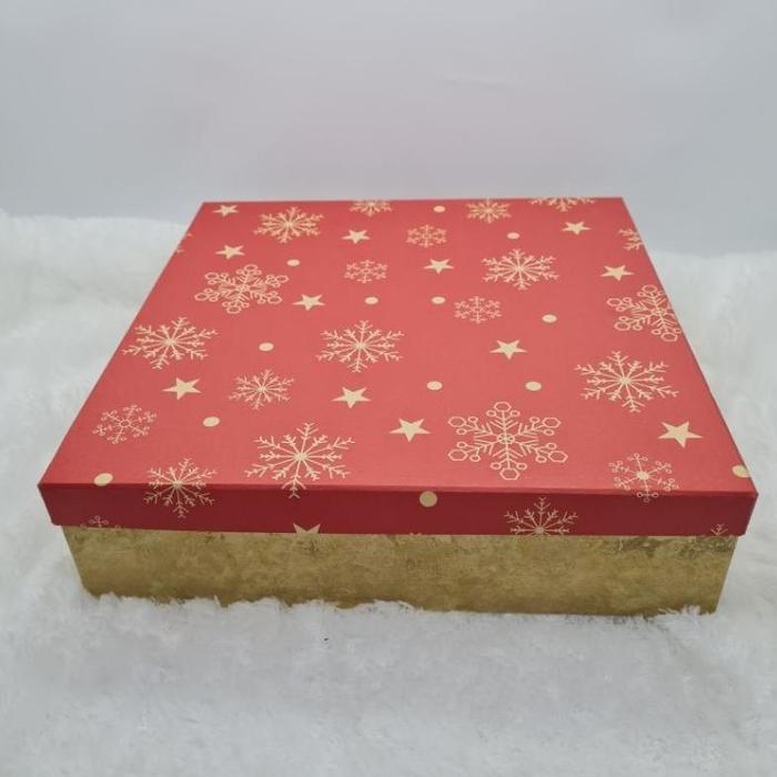 Gambar Box polos 30x30x8 cm / kotak kue hard box tebal kaku - Natal red gold dari FREEYA' undefined Tokopedia
