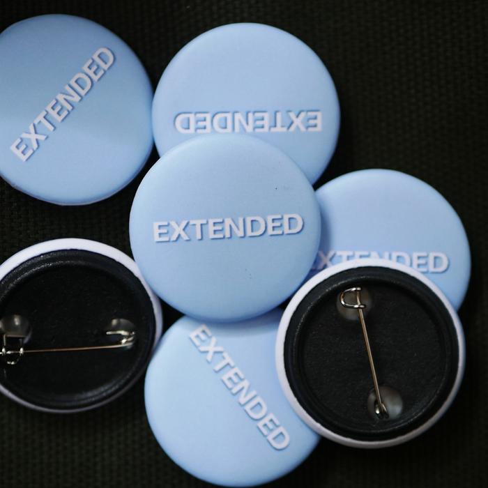 Gambar Aksesoris PIN Bros Lucu Mini Stylish Pin Bros Mini Vintage - PIN-EXT-TEXT dari ExtendedStore- undefined Tokopedia