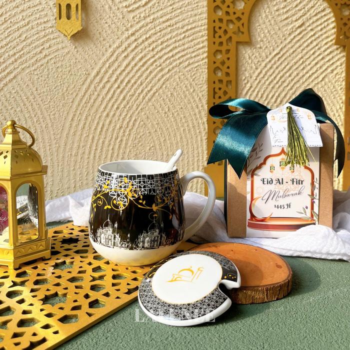 Gambar Hampers Mug Special Idul Fitri - Set Gelas Lebaran - Mug Keramik Tutup - Hitam dari LALUNEE FLOWER AND GIFT CORNER undefined Tokopedia