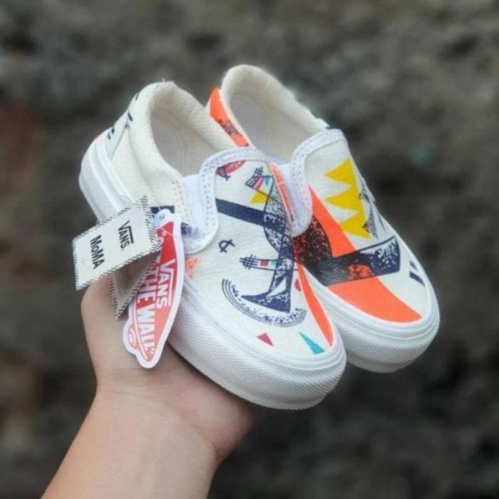 Gambar Hemat Sepatu Sneaker Anak Slip On Moma Laki-Laki Perempuan Grade - Moma Cream, 16 dari ebi galery undefined Tokopedia