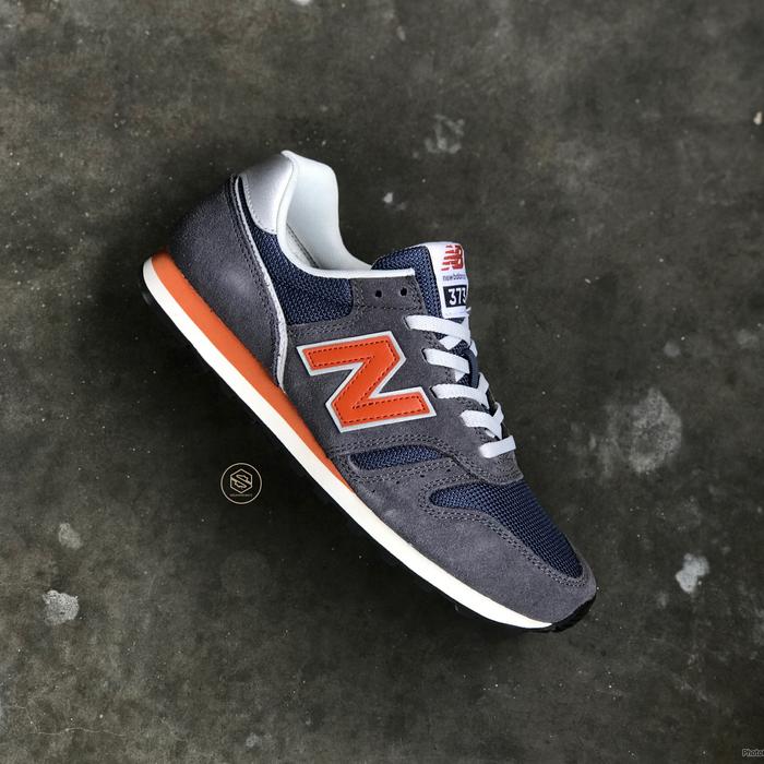 Gambar Sneakers New Balance Classic 373 Grey White Black Orange Original - GREY/ORANGE, 43 dari segenproject undefined Tokopedia