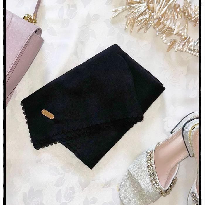 Gambar AAIRA SERIES HIJAB - BLACK dari GHANIA CALA HIJAB undefined Tokopedia