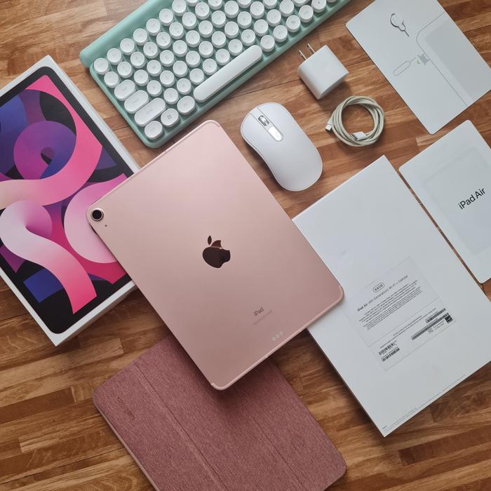 Gambar IOS 15 Cellular Ipad Air 4 64Gb Fullset Cell + wifi + Bonus bnyk dari Legasi Gadget 88 undefined Tokopedia