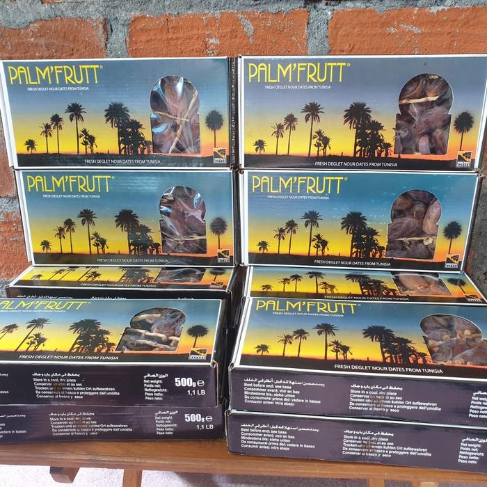 Gambar kurma palm fruit 12 box 1 dus khusus gojek grab instan dari Es Buah67 undefined Tokopedia