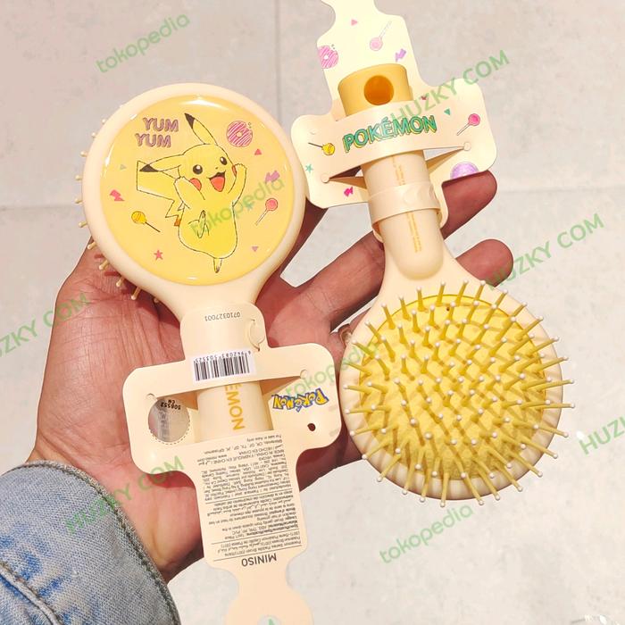 Gambar MINISO X POKEMON  Sisir Paddle Brush POKEMON Series PIKACHU dari LEELOUF Shop undefined Tokopedia
