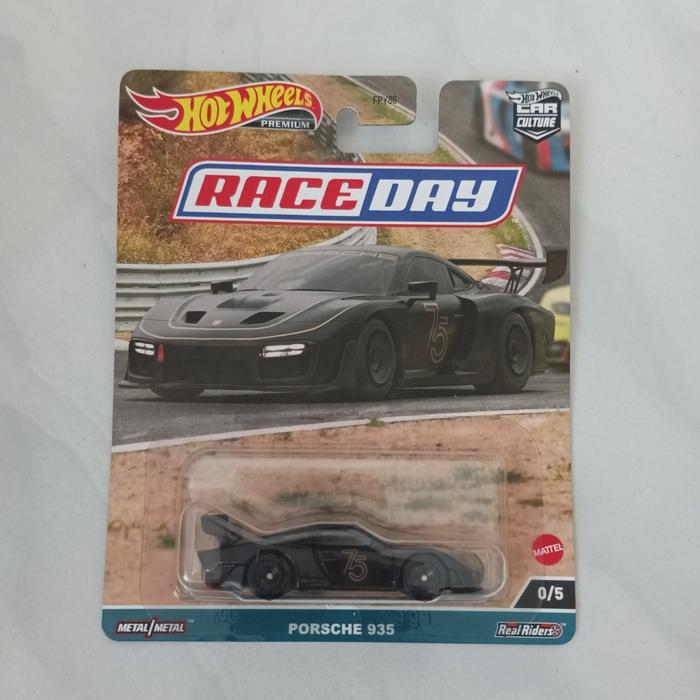 ホットウィール レースデイ - ポルシェ　935 (チェイスカー) Amazon | ホットウィール(Hot Wheels) 合金鋼 カーカルチャー