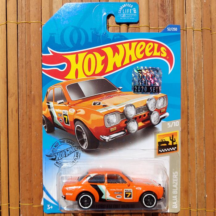 Gambar HOTWHEELS 70 FORD ESCORT RS1600 2019 PUTIH - 2020 FS Orange dari SouLMerchant undefined Tokopedia